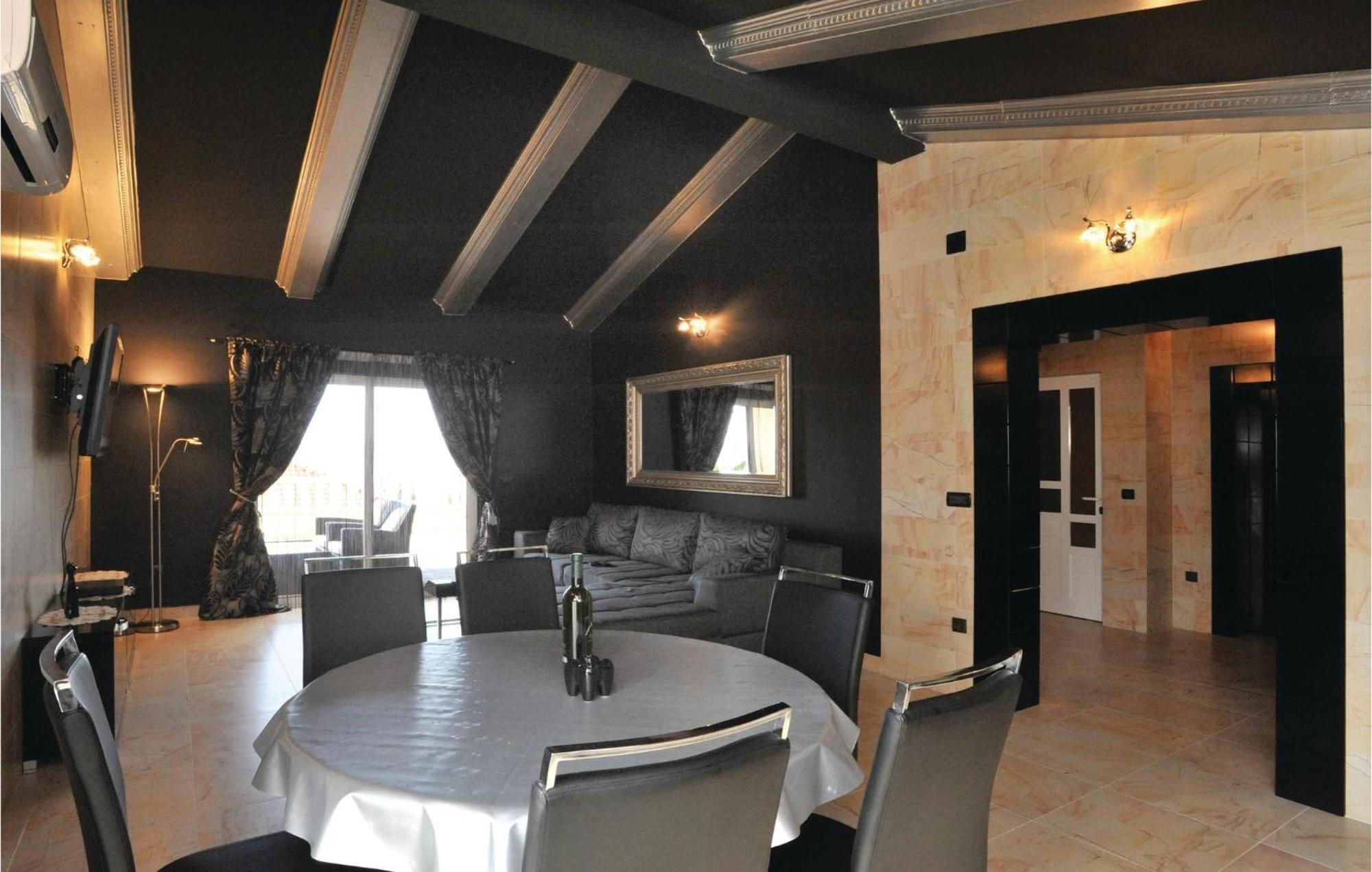 Amazing Home In Kastel Stari With House Sea View Kaštela Eksteriør billede